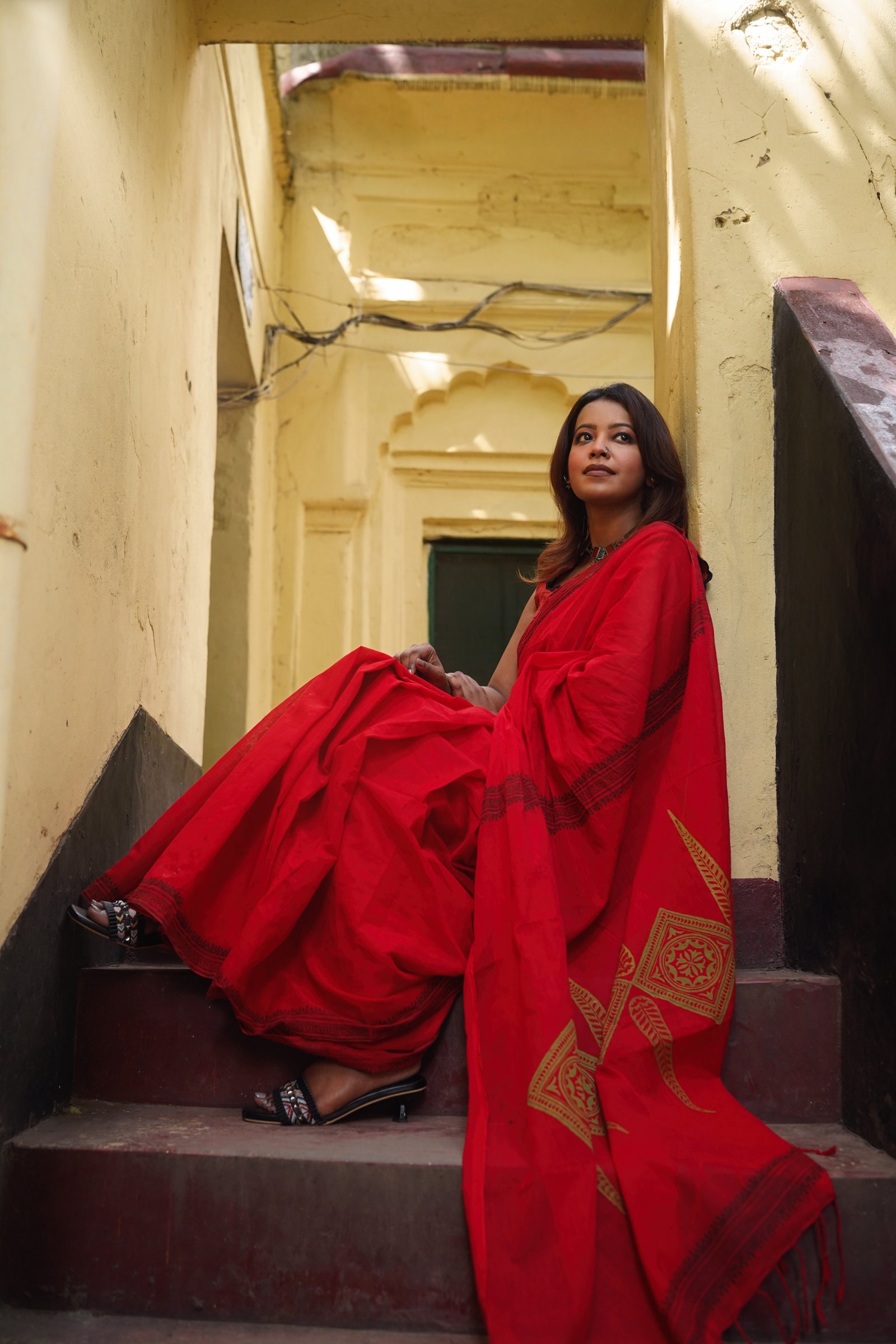 রাঙা (হ্যান্ড ক্রাফটেড উড ব্লক প্রিন্ট) - Handcrafted হ্যান্ডলুম কটন Saree by বহ - BOHO by Nazneen